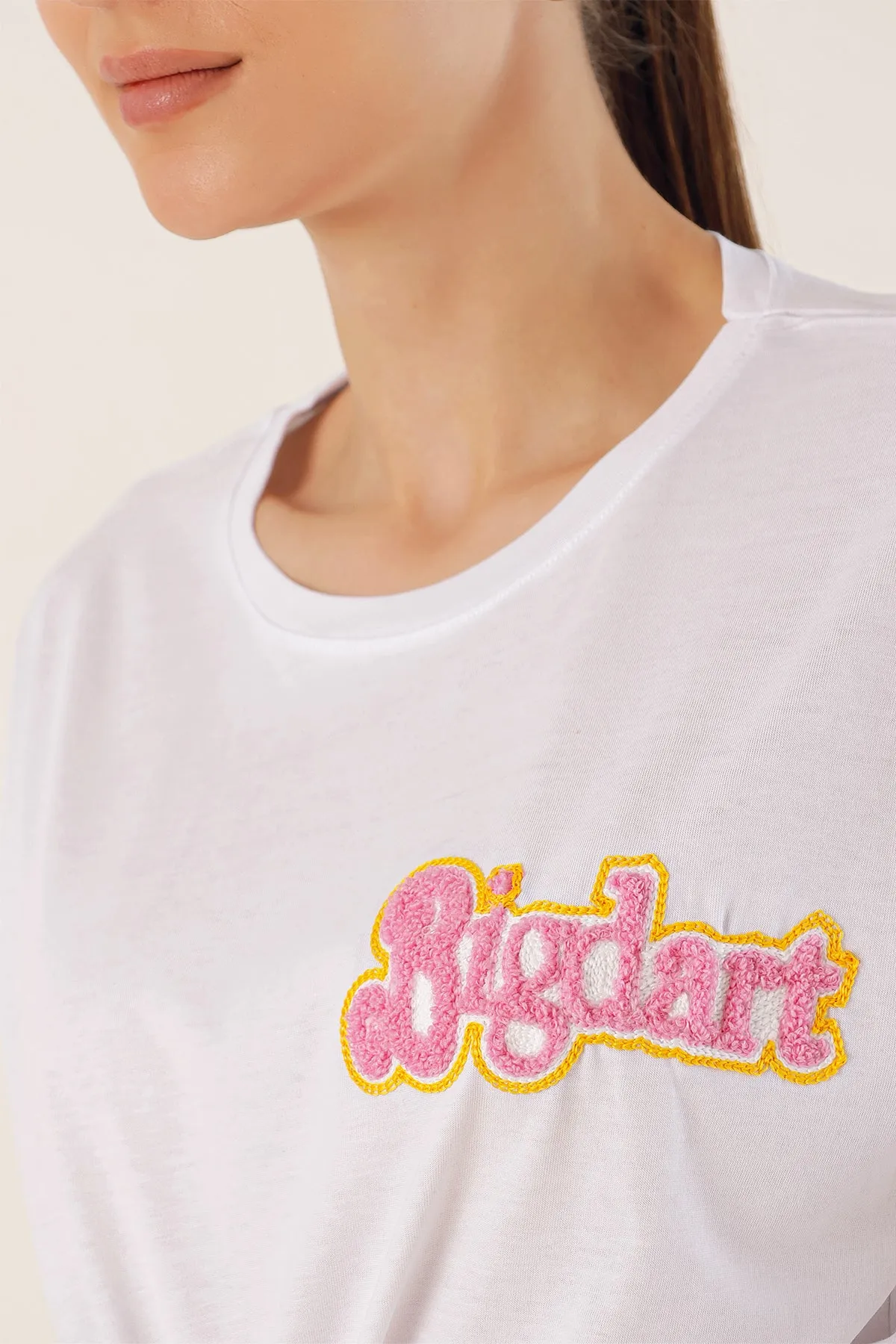 4312 nakişli oversize tişört