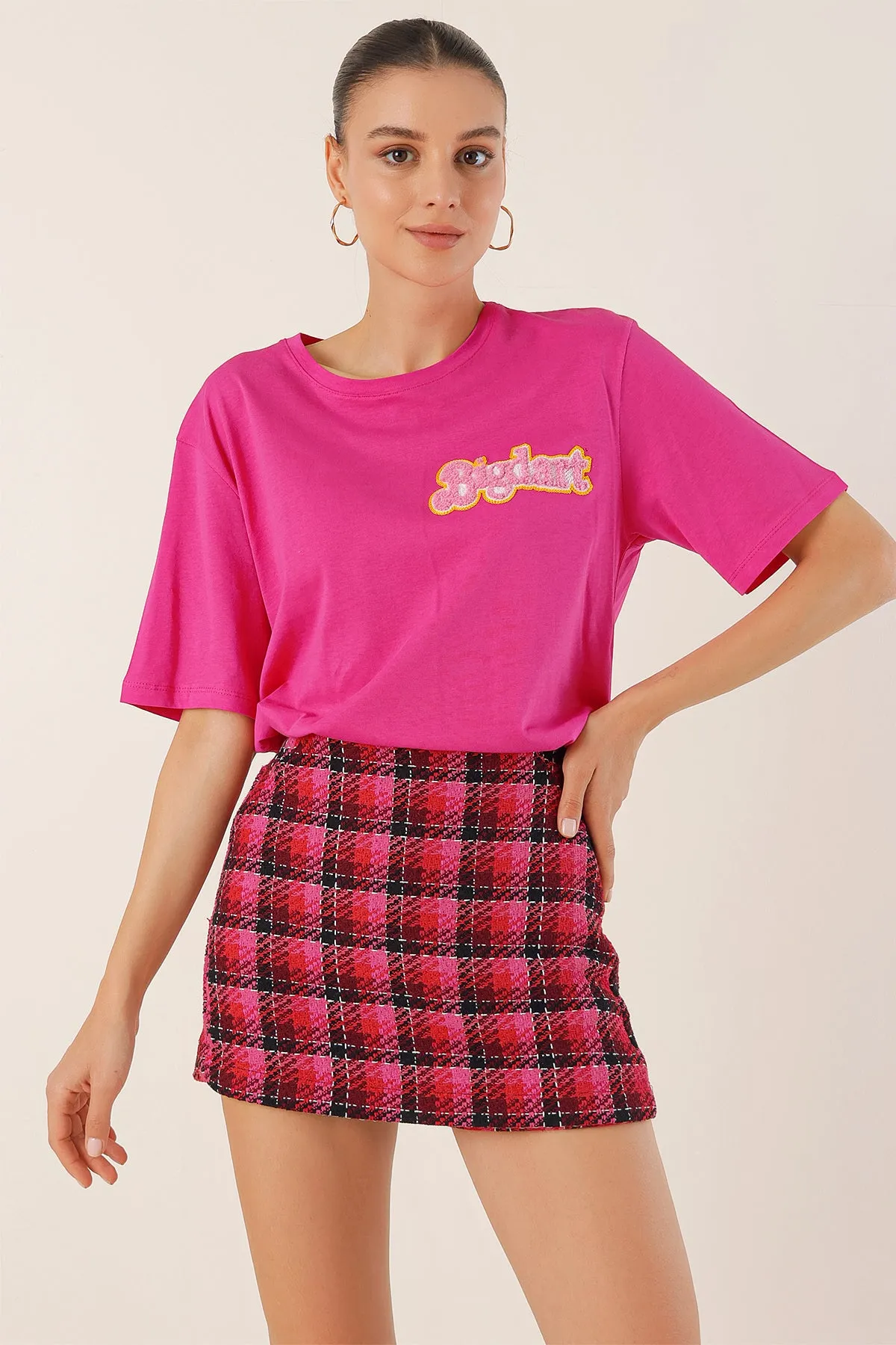 4312 nakişli oversize tişört