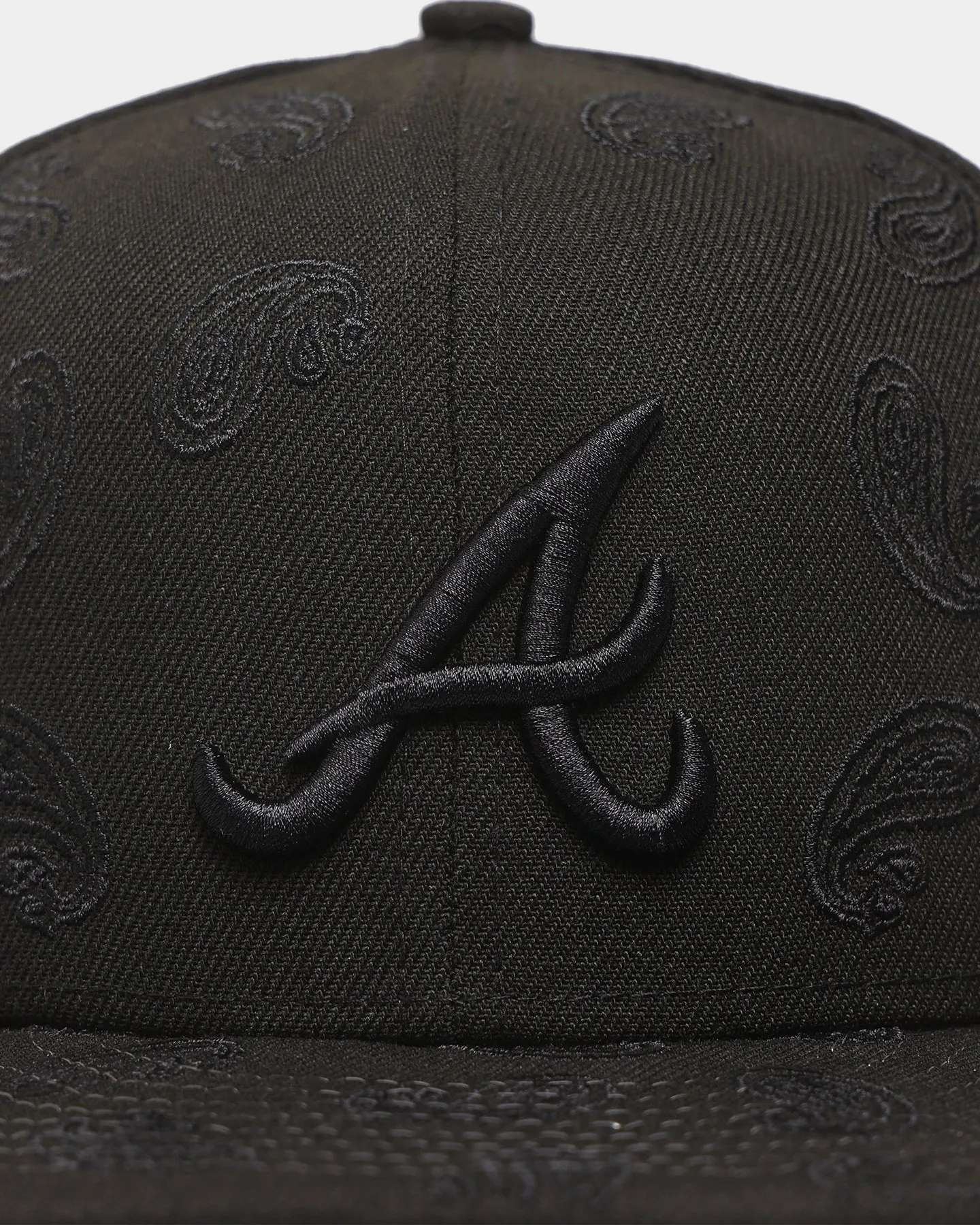 New Era Atlanta Braves 'Paisley All Over' 59FIFTY Fitted Paisley/Black