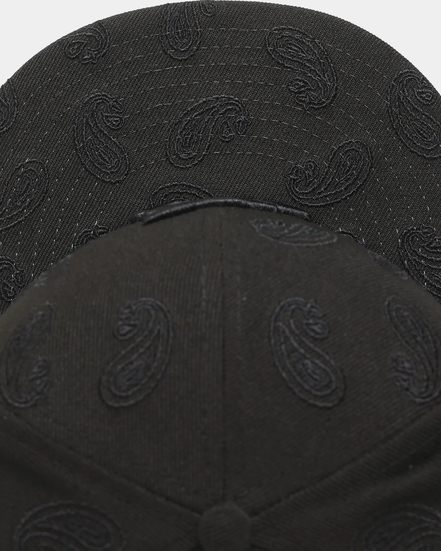 New Era Atlanta Braves 'Paisley All Over' 59FIFTY Fitted Paisley/Black