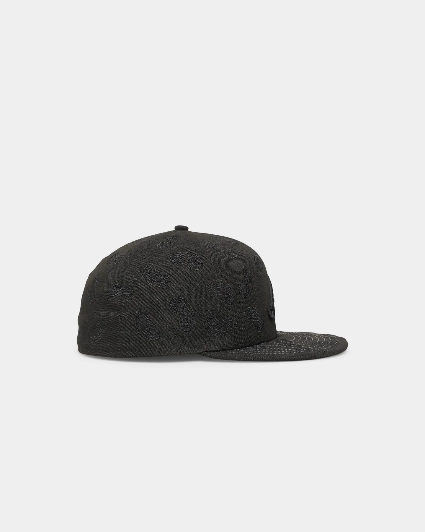 New Era Atlanta Braves 'Paisley All Over' 59FIFTY Fitted Paisley/Black